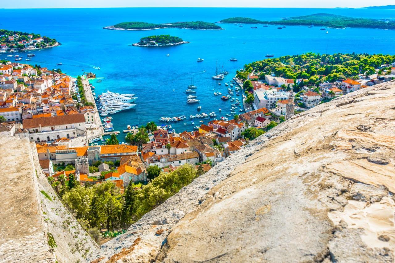Beach Bay Hvar Hotel Hvar Town Esterno foto