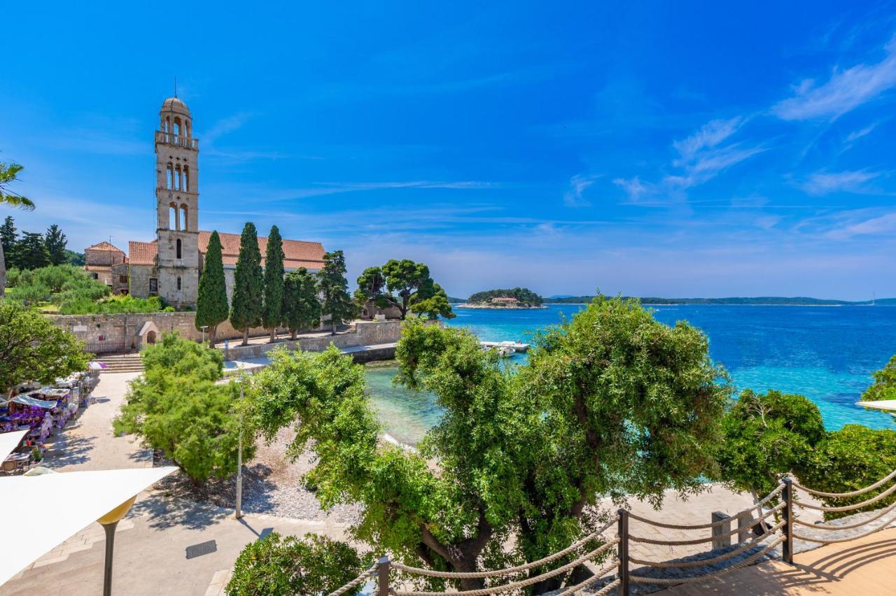 Beach Bay Hvar Hotel Hvar Town Esterno foto